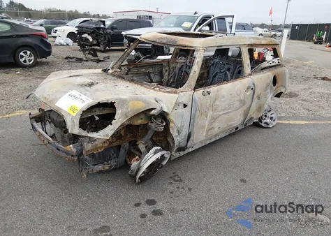 2011 Mini Cooper Clubman z USA, uszkodzony, nr VIN WMWZF3C5XBTY00334